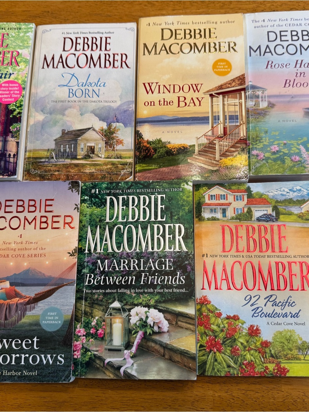 Debbie Macomber 7 Paperback Romance Books